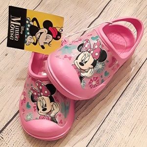 Disney Shoes - NWT Disney Minnie Mouse sandals Disney Shoes - NWT Disney Minnie Mouse sandals
